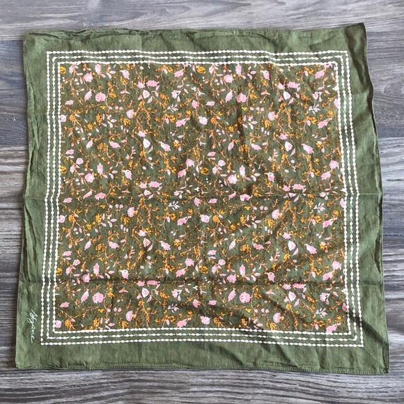 Sezane Accessories - Sezane Green Floral Print Scarf